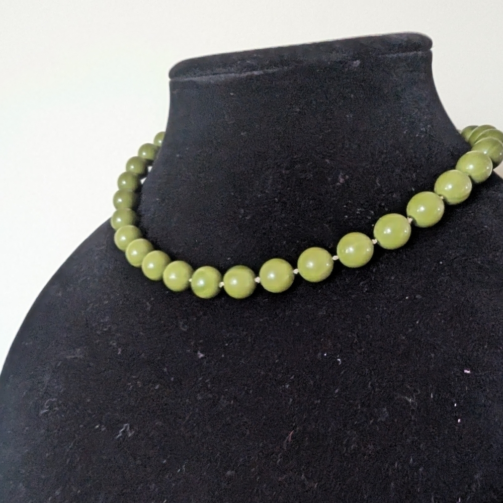 Vintage Green Beaded Necklace